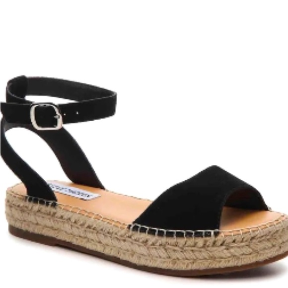 Steve Madden Shoes - Women’s Steve Madden black sandals